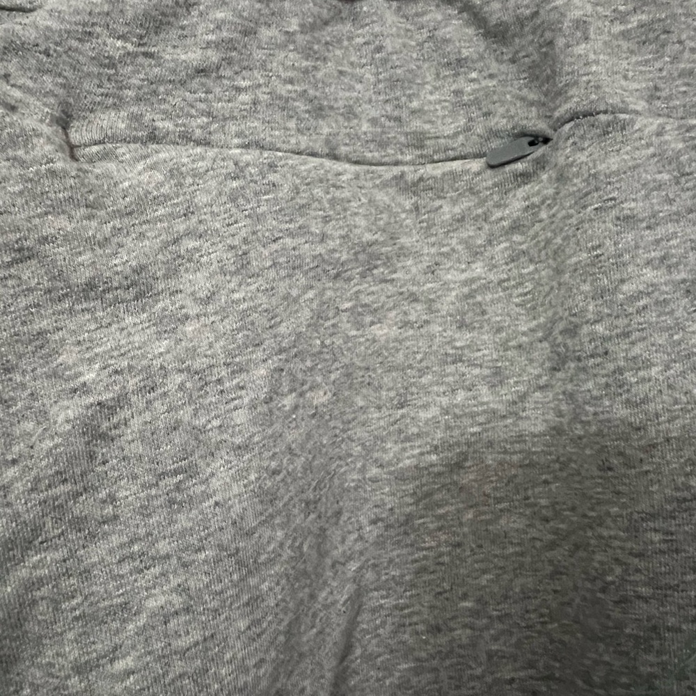 Big & Tall Men’s Gray Sweatpants Tapered Legs Size 3X - Picture 4 of 8